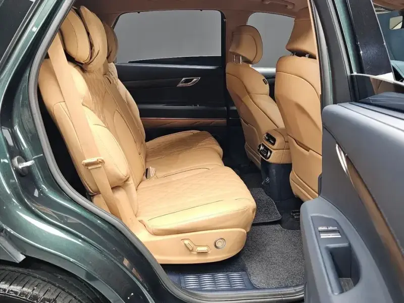 2023 Genesis GV80 с пробегом 41 070 км