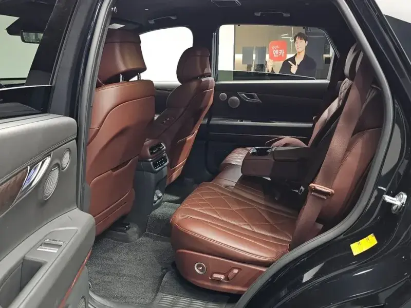 2023 Genesis GV80 с пробегом 35 666 км