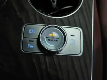 2023 Genesis GV80 с пробегом 35 666 км