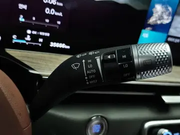 2023 Genesis GV80 с пробегом 35 666 км