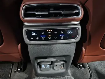 2023 Genesis GV80 с пробегом 35 666 км