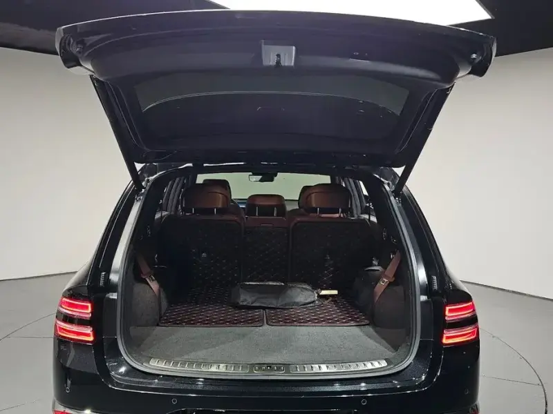 2023 Genesis GV80 с пробегом 35 666 км