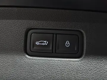 2023 Genesis GV80 с пробегом 35 666 км