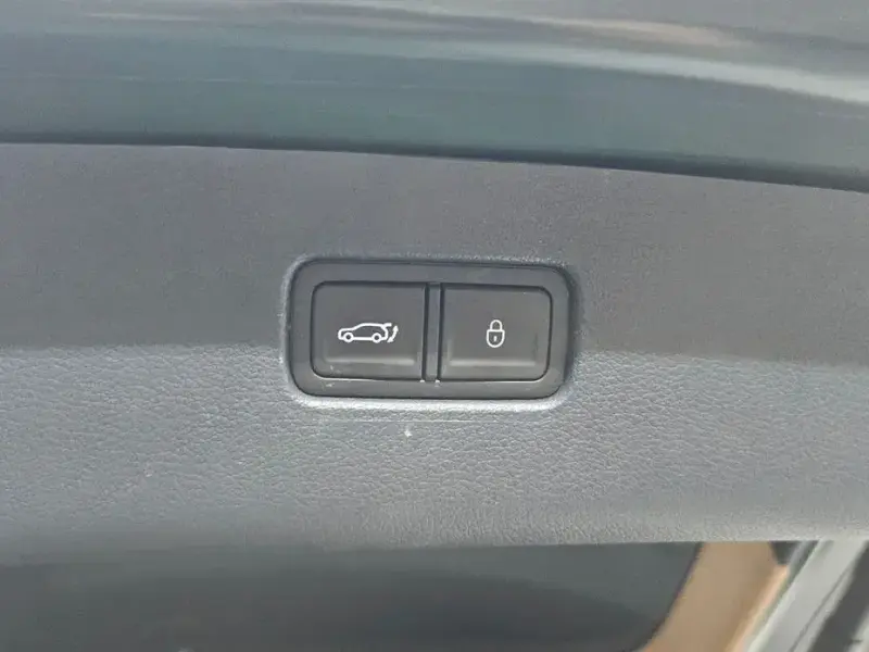 2023 Genesis GV80 с пробегом 41 070 км