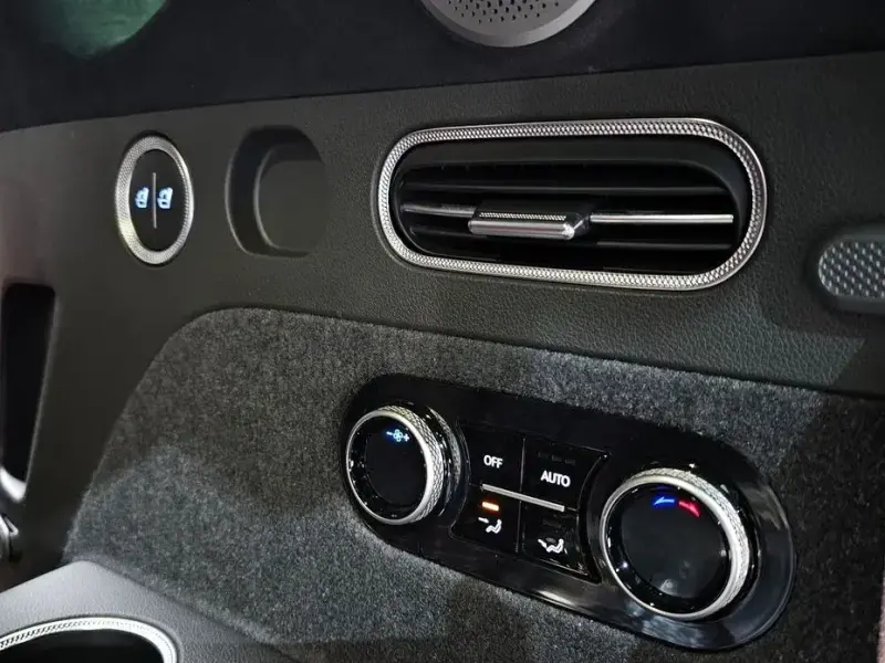 2023 Genesis GV80 с пробегом 35 666 км