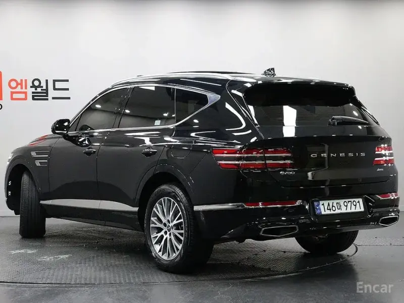 2023 Genesis GV80 с пробегом 68 778 км