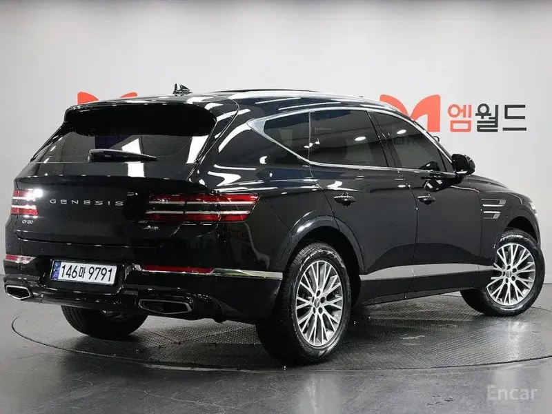 2023 Genesis GV80 с пробегом 68 778 км