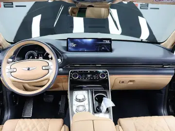 2023 Genesis GV80 с пробегом 68 778 км