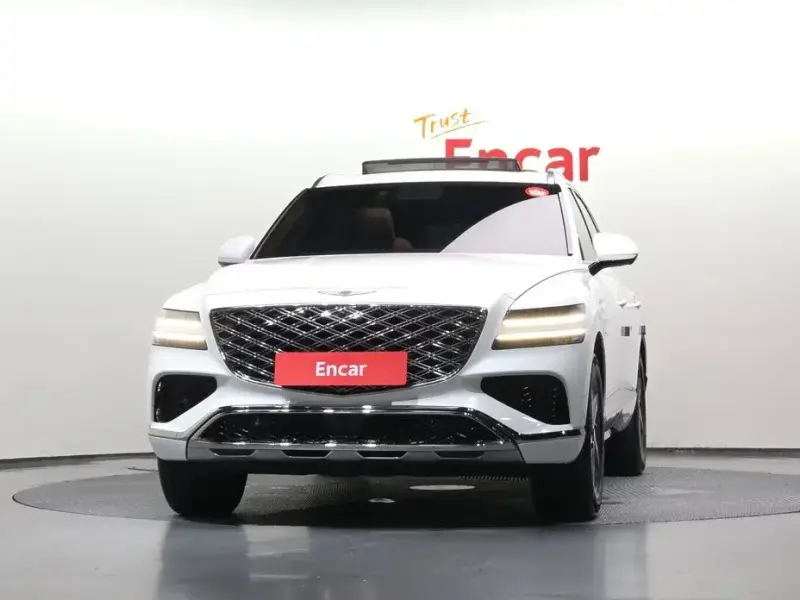 2023 Genesis GV80 с пробегом 26 959 км