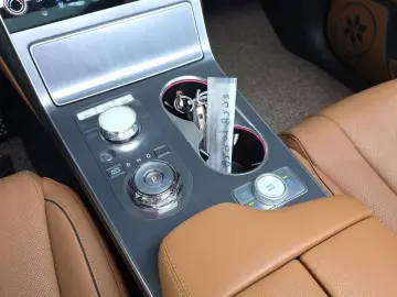 2023 Genesis GV80 с пробегом 26 959 км