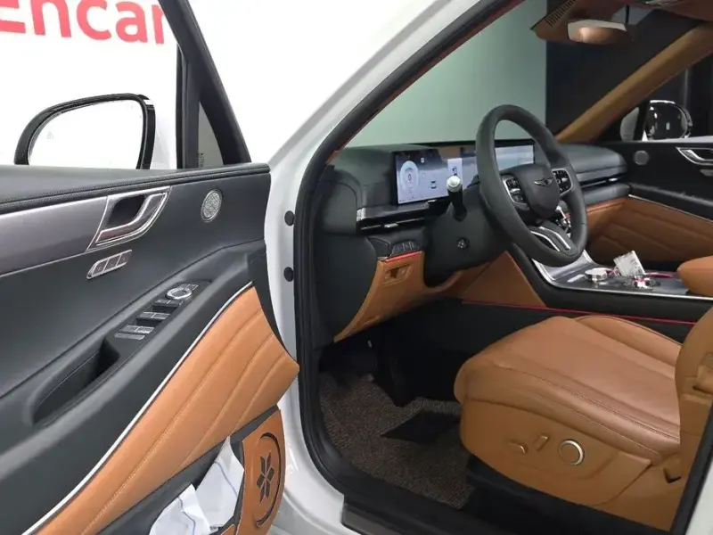 2023 Genesis GV80 с пробегом 26 959 км