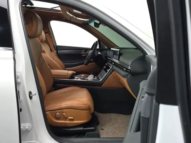 2023 Genesis GV80 с пробегом 26 959 км