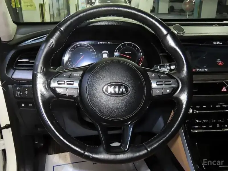 2020 Kia K7 с пробегом 73 919 км