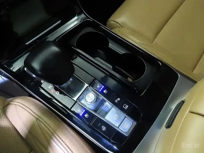 2020 Kia K7 с пробегом 73 919 км