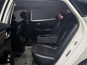 2019 Kia K7 с пробегом 48 720 км