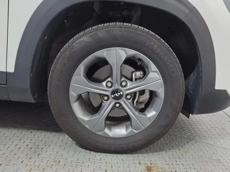 2025 Kia Seltos с пробегом 58 069 км