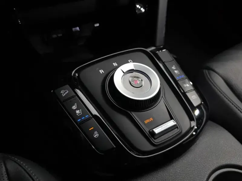 2024 Kia Seltos с пробегом 23 504 км