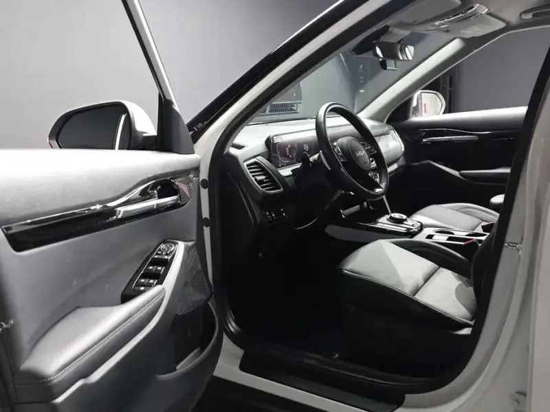 2024 Kia Seltos с пробегом 23 504 км