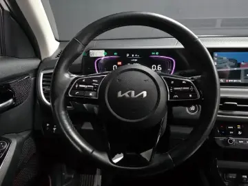2024 Kia Seltos с пробегом 23 504 км