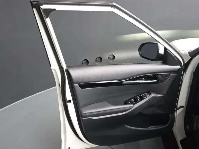 2024 Kia Seltos с пробегом 23 504 км