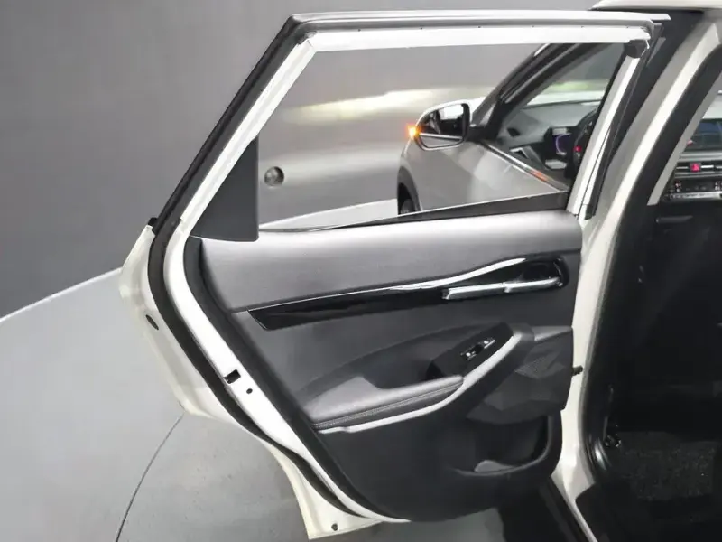 2024 Kia Seltos с пробегом 23 504 км