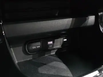 2024 Kia Seltos с пробегом 23 504 км