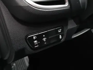 2024 Kia Seltos с пробегом 23 504 км