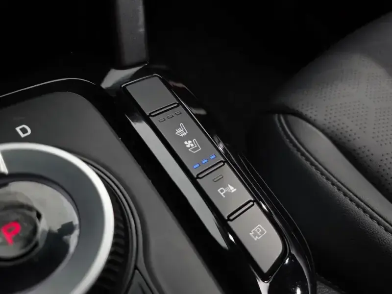 2024 Kia Seltos с пробегом 23 504 км