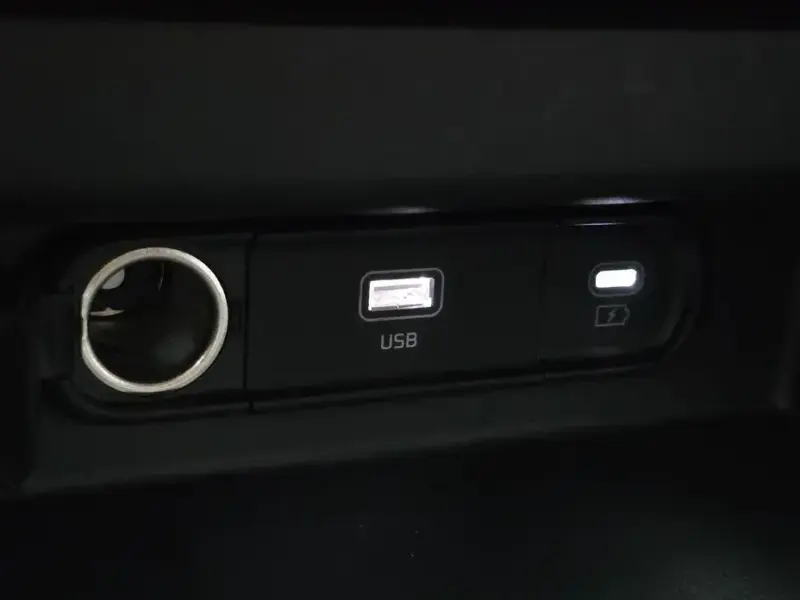 2025 Kia Seltos с пробегом 7 802 км