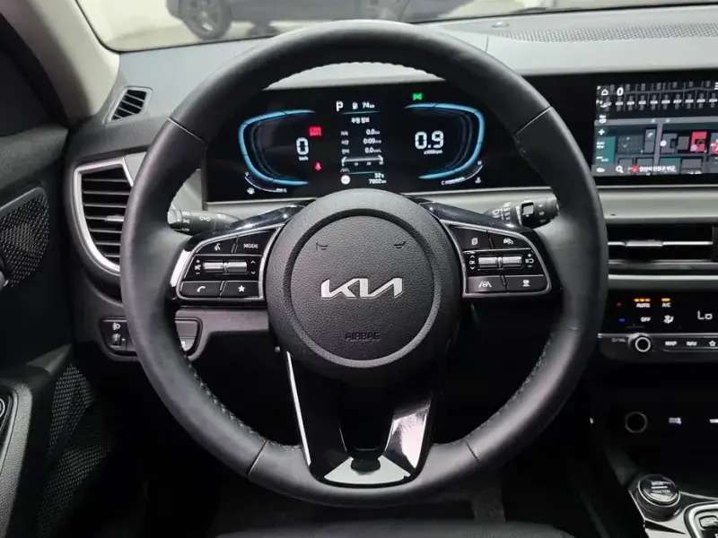 2025 Kia Seltos с пробегом 7 802 км