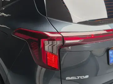 2025 Kia Seltos с пробегом 7 802 км