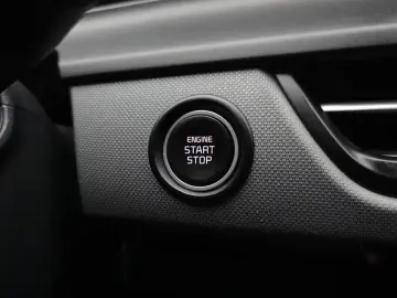 2025 Kia Seltos с пробегом 7 802 км