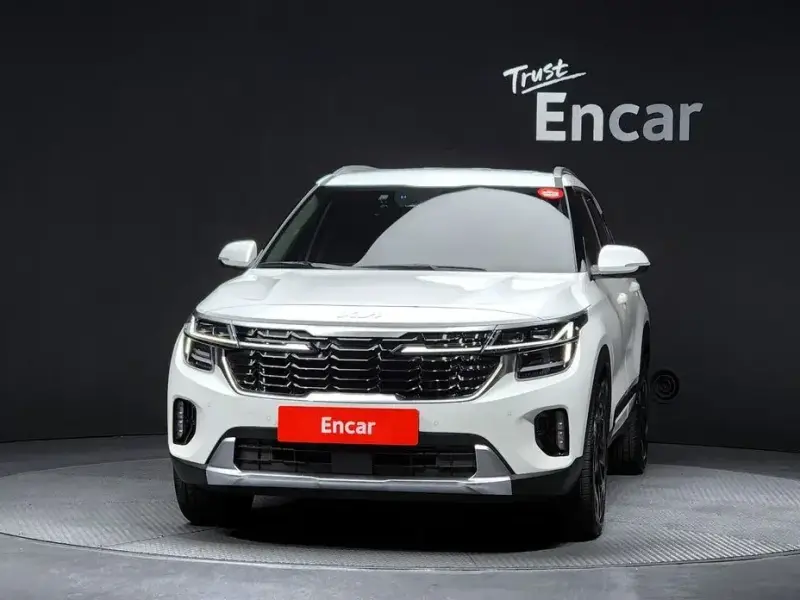 2025 Kia Seltos с пробегом 743 км