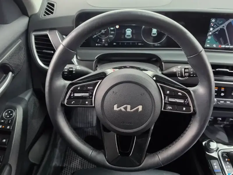 2023 Kia Seltos с пробегом 13 919 км