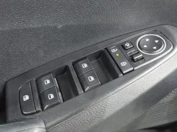 2023 Kia Seltos с пробегом 13 919 км