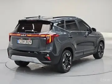 2022 Kia Seltos с пробегом 22 536 км
