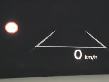 2023 Kia EV9 с пробегом 16 789 км