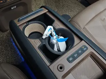 2023 Kia EV9 с пробегом 16 789 км