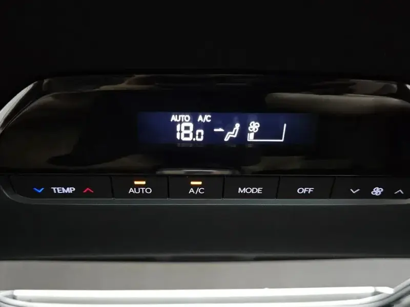 2023 Kia EV9 с пробегом 16 789 км