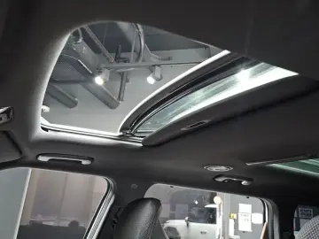 2023 Kia EV9 с пробегом 16 789 км