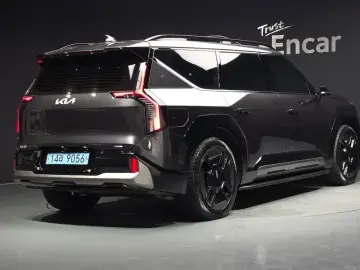 2024 Kia EV9 с пробегом 13 872 км
