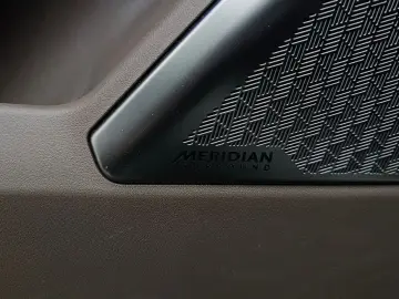 2023 Kia EV9 с пробегом 16 789 км