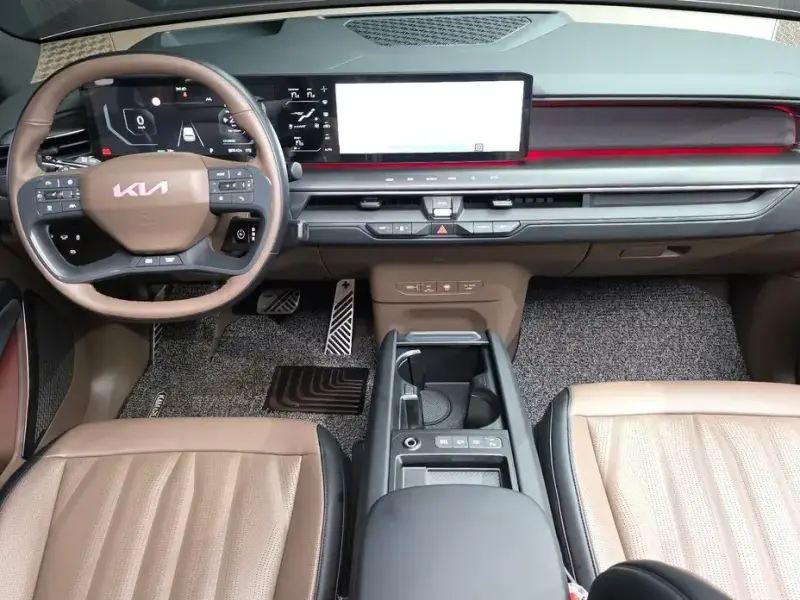 2024 Kia EV9 с пробегом 13 872 км