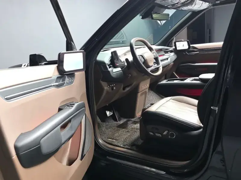 2024 Kia EV9 с пробегом 13 872 км