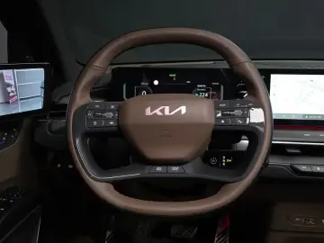 2024 Kia EV9 с пробегом 13 872 км