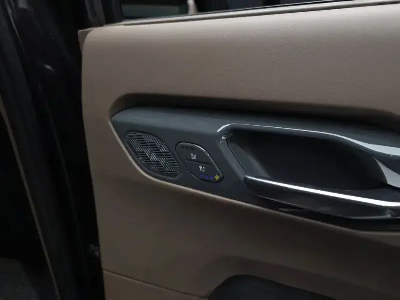 2024 Kia EV9 с пробегом 13 872 км
