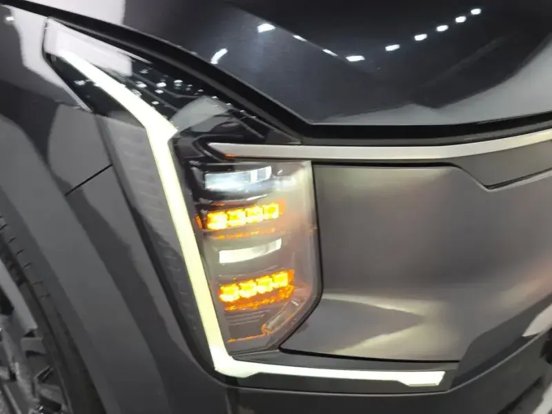 2023 Kia EV9 с пробегом 80 997 км