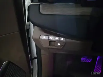 2023 Kia EV9 с пробегом 63 000 км
