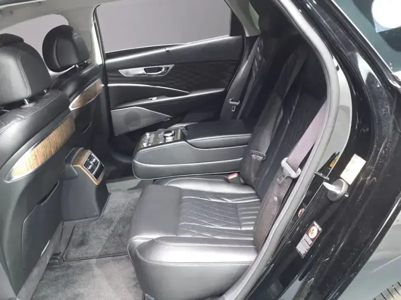2023 Kia K9 с пробегом 88 174 км