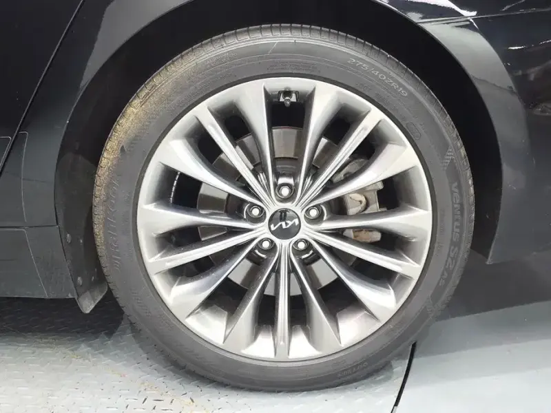 2023 Kia K9 с пробегом 88 174 км